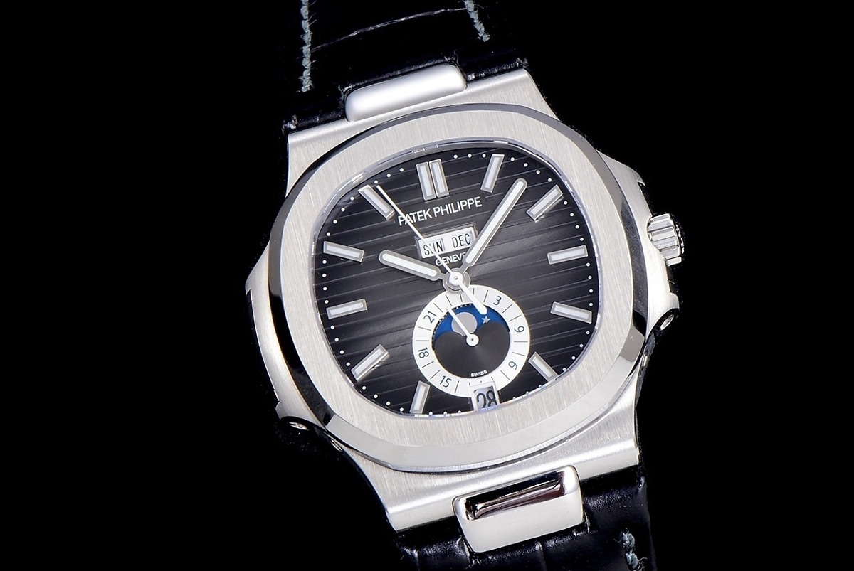 Replica Nautilus 5726A-001 Patek Philippe Annual Calendar, Moon phases.</br> <span style="color: #a8927b; font-size: 90%;">40.5 mm,Steel,Dark Dial</span> - Image 3