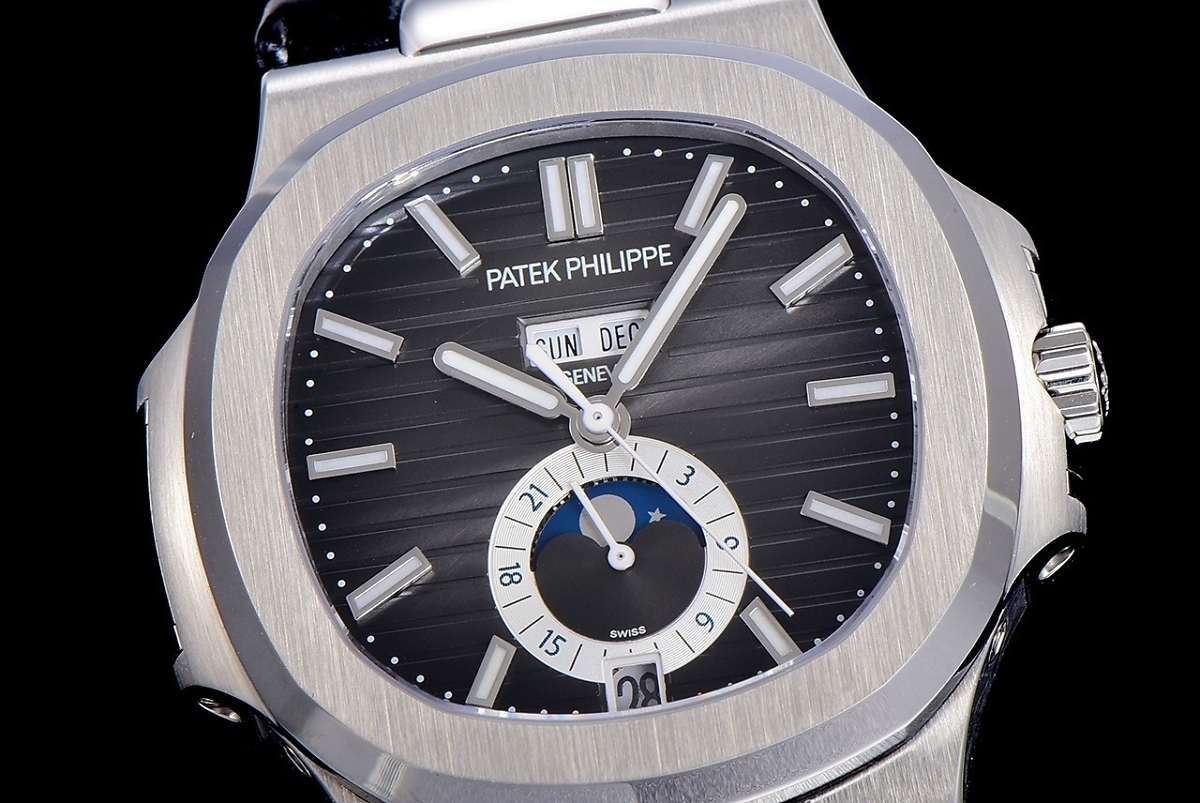 Replica Nautilus 5726A-001 Patek Philippe Annual Calendar, Moon phases.</br> <span style="color: #a8927b; font-size: 90%;">40.5 mm,Steel,Dark Dial</span> - Image 6