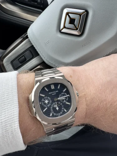 Replica Nautilus 5740/1G-001 Patek Philippe Perpetual Calendar</br> <span style="color: #a8927b; font-size: 90%;">40 mm,White gold,Blue Dial</span> photo review