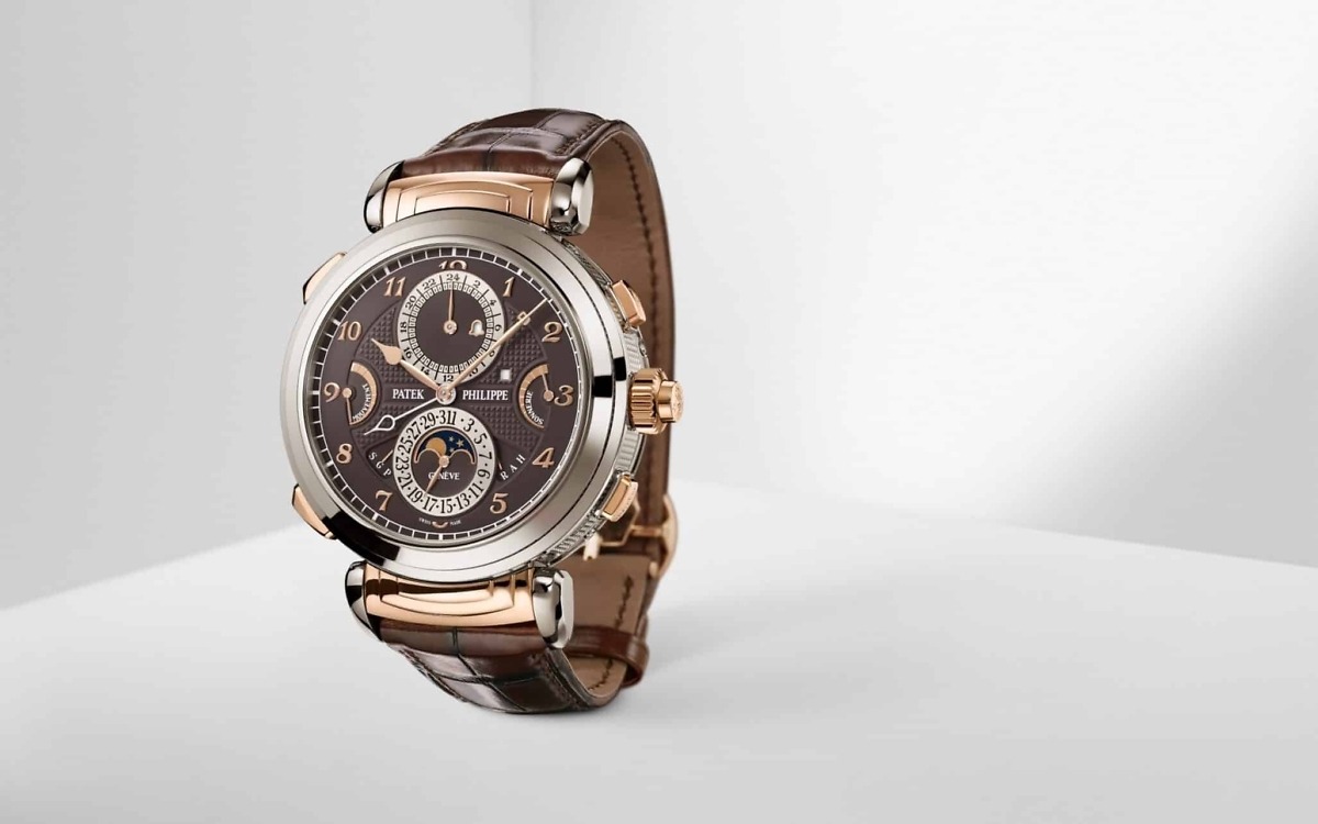 Patek Philippe Grandmaster Chime</br> <span style="color: #a8927b; font-size: 90%;">47.7 mm,White god and rose gold,6300GR-001</span> - Image 4