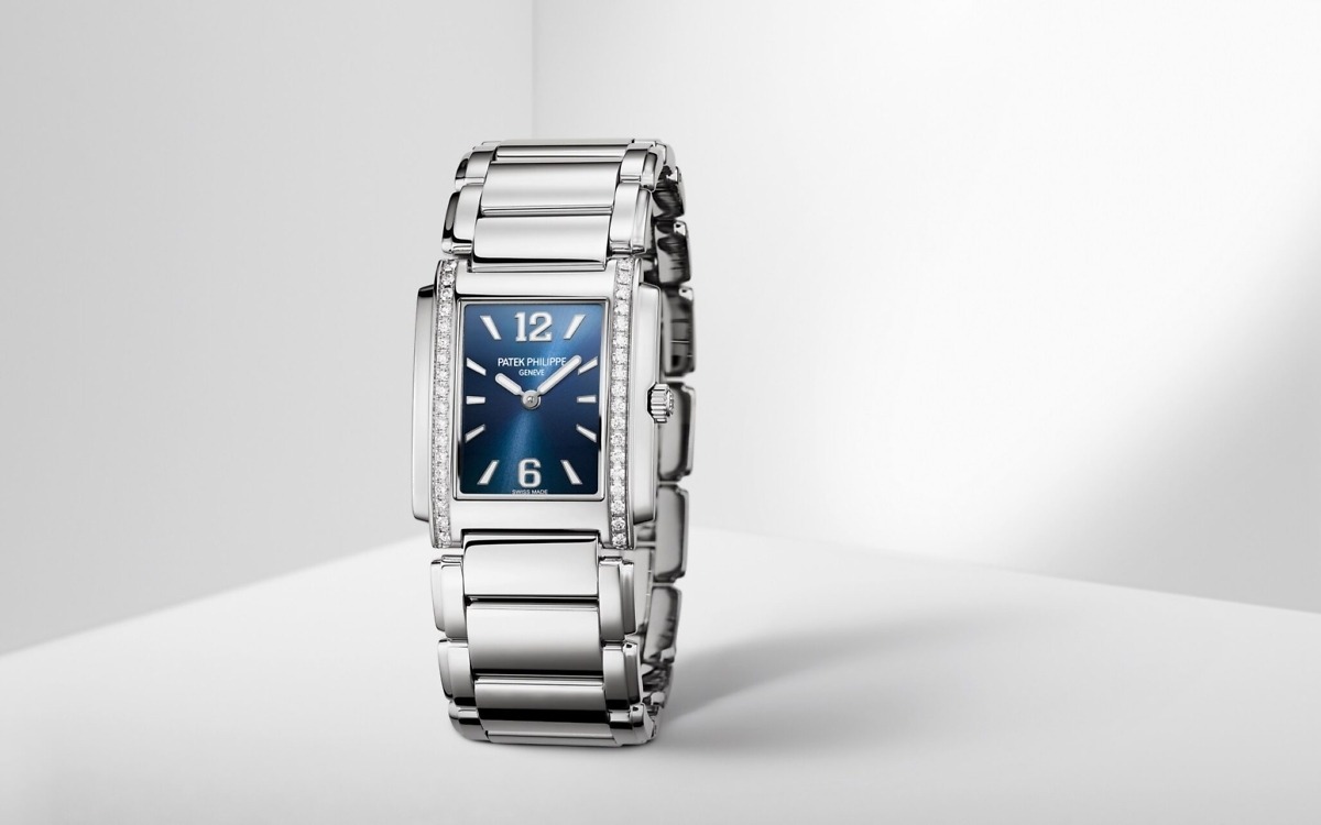 Patek Philippe TWENTY~4 </br> <span style="color: #a8927b; font-size: 90%;">30 mm,Stainless steel,4910-1200A-001</span> - Image 2