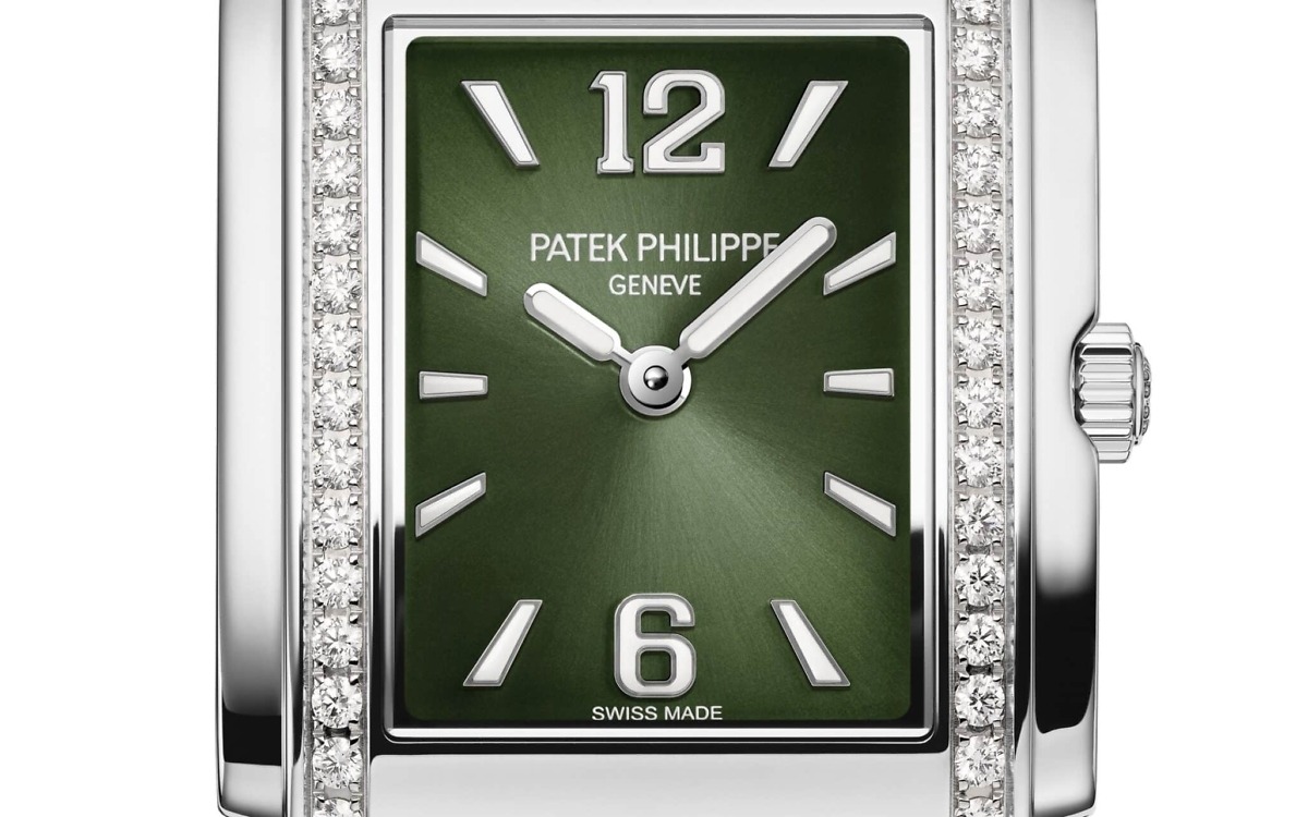 Patek Philippe TWENTY~4 </br> <span style="color: #a8927b; font-size: 90%;">30 mm,Stainless steel,4910-1200A-011</span> - Image 3