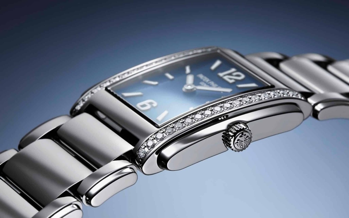 Patek Philippe TWENTY~4 </br> <span style="color: #a8927b; font-size: 90%;">30 mm,Stainless steel,4910-1200A-001</span> - Image 4