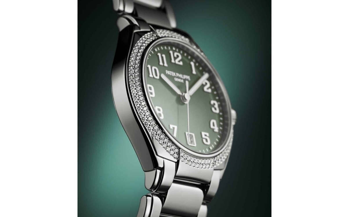 Patek Philippe TWENTY~4 Automatic </br> <span style="color: #a8927b; font-size: 90%;">36 mm,Stainless steel,7300-1200A-011</span> - Image 2