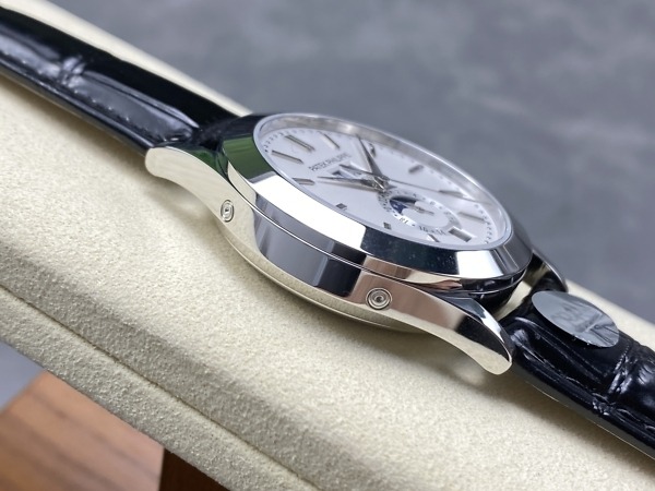 Replica Complications 5396G-011 Patek Philippe ANNUAL CALENDAR, MOON PHASES.</br> <span style="color: #a8927b; font-size: 90%;">38.5 mm,White Gold, White Dial</span> - Image 6