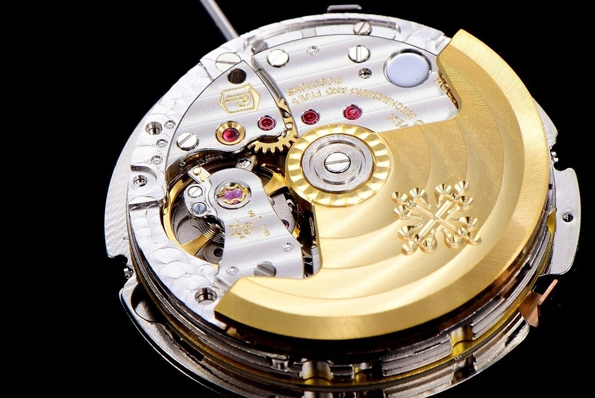 Complications 5205G-001 ANNUAL CALENDAR, MOON PHASES. </br> <span style="color: #a8927b; font-size: 90%;">40 mm,Steel, Grey Dial</span> - Image 15