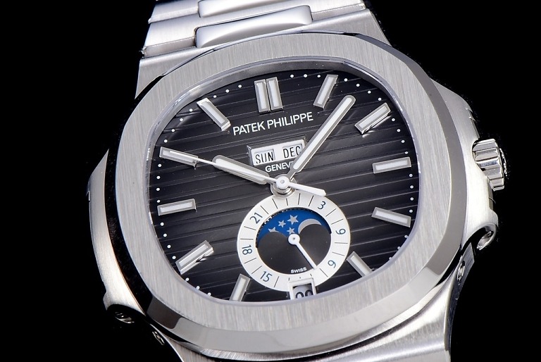 Replica Nautilus 5726/1A-014 Patek Philippe Annual Calendar, Moon phases</br> <span style="color: #a8927b; font-size: 90%;">40.5 mm,Steel,Dark Dial</span> - Image 6