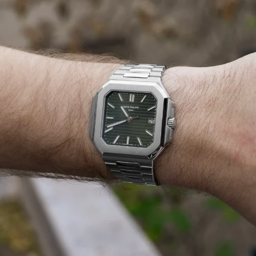 Cubitus 5821/1A Patek Philippe </br> <span style="color: #a8927b; font-size: 90%;">45 mm Green Dial</span> photo review