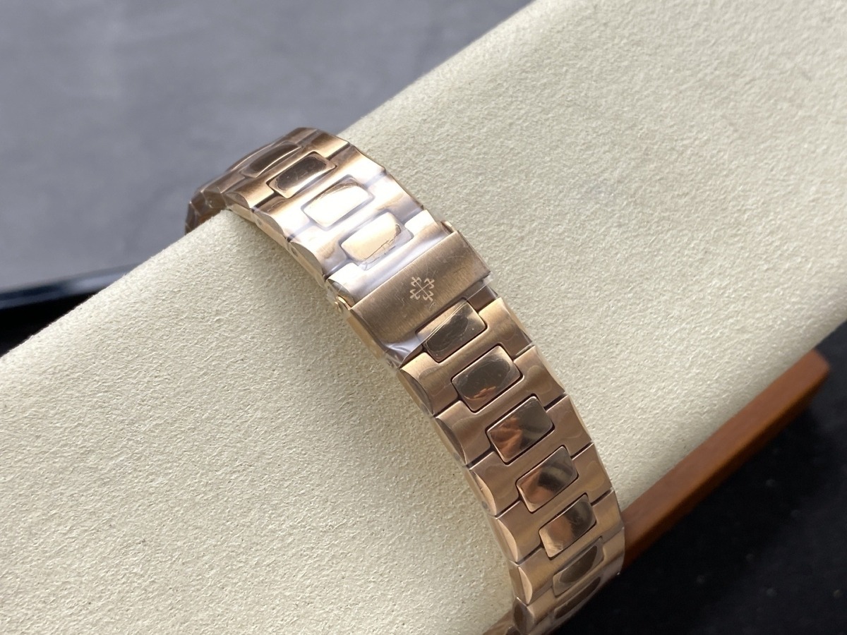 Replica Nautilus 5740/1G-001 Patek Philippe Perpetual Calendar</br> <span style="color: #a8927b; font-size: 90%;">40 mm,Rose gold, Brown Dial </span> - Image 9