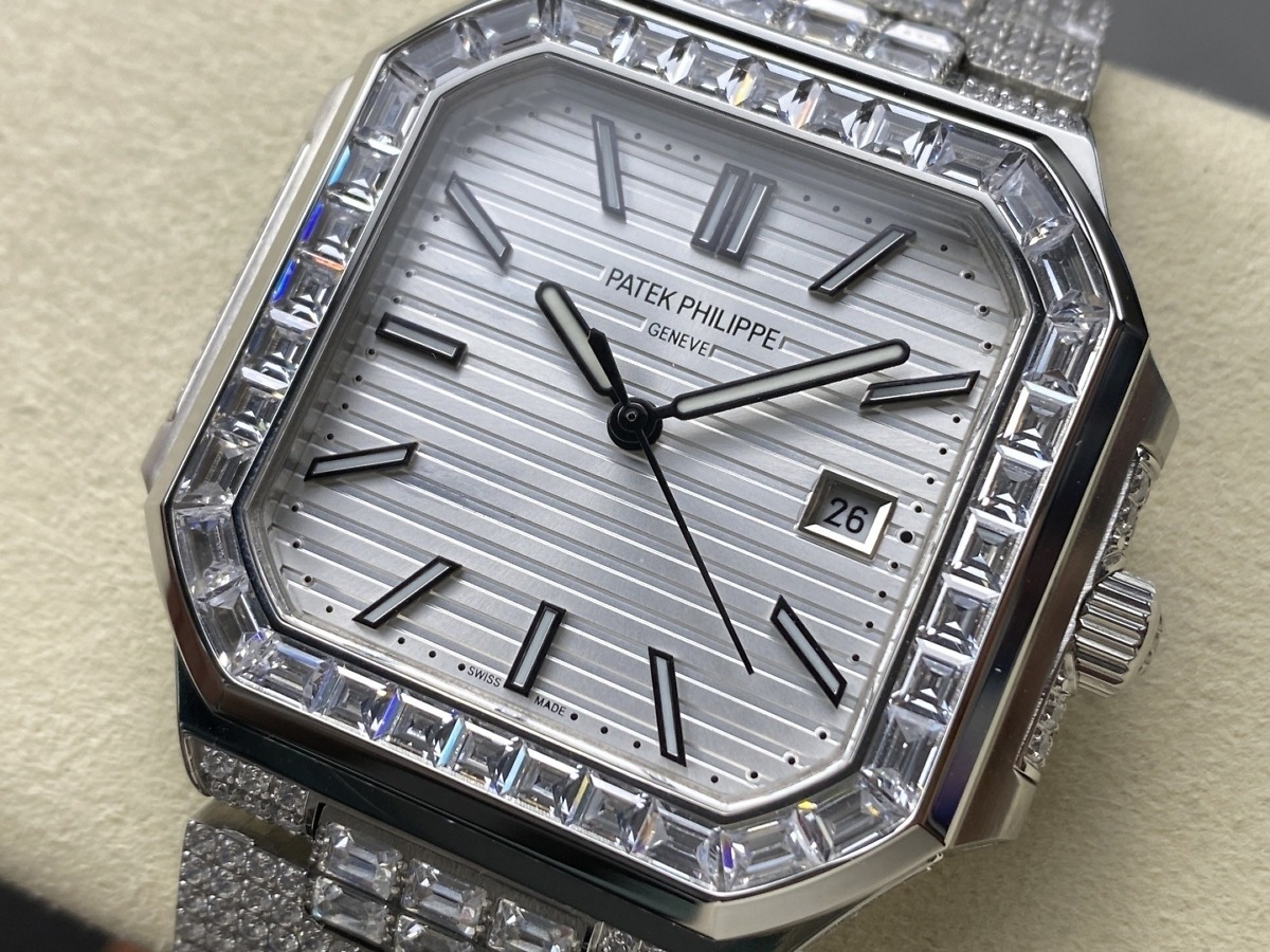 Cubitus 5821/1AR Patek Philippe </br> <span style="color: #a8927b; font-size: 90%;">45 mm White Dial, Diamond</span> - Image 4