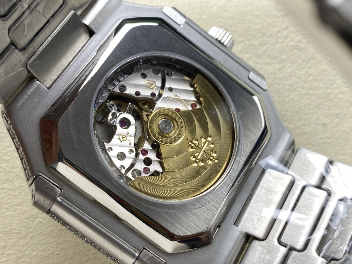 Cubitus 5821/1AR Patek Philippe </br> <span style="color: #a8927b; font-size: 90%;">45 mm Tiffany & Co</span> - Image 7