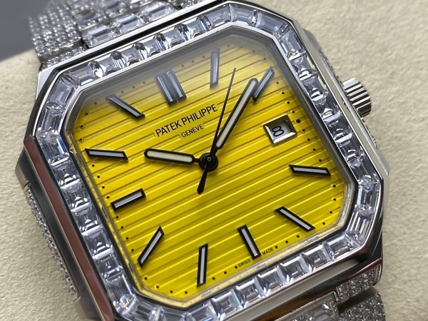 Cubitus 5821/1AR Patek Philippe </br> <span style="color: #a8927b; font-size: 90%;">45 mm Yellow Dial, Diamond</span> - Image 2