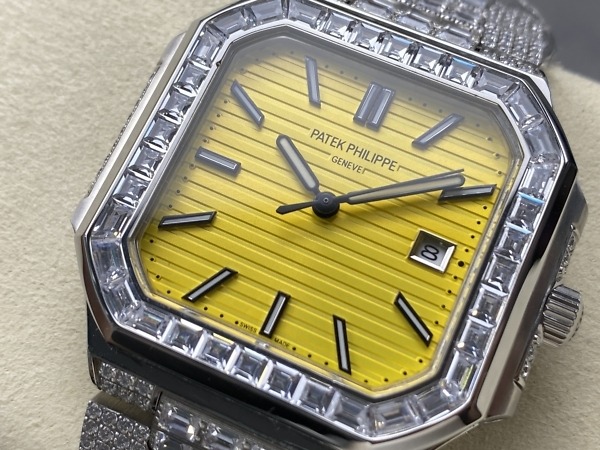 Cubitus 5821/1AR Patek Philippe </br> <span style="color: #a8927b; font-size: 90%;">45 mm Yellow Dial, Diamond</span> - Image 3