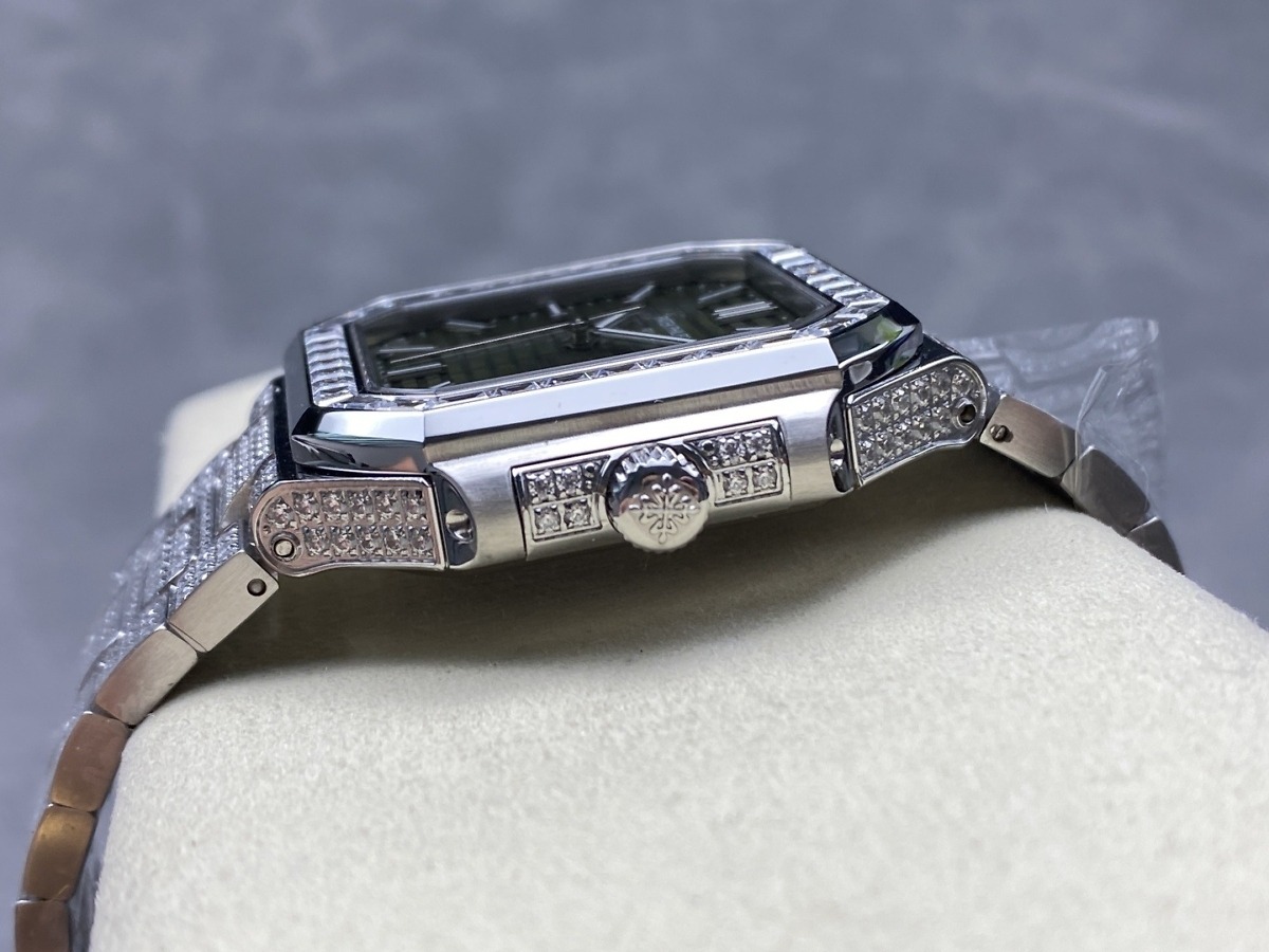 Cubitus 5821/1AR Patek Philippe </br> <span style="color: #a8927b; font-size: 90%;">45 mm Green Dial, Diamond</span> - Image 6
