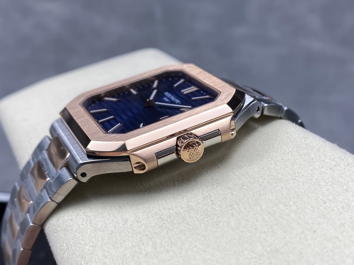 Cubitus 5821/1AR Patek Philippe </br> <span style="color: #a8927b; font-size: 90%;">45 mm Blue Dial</span> - Image 7