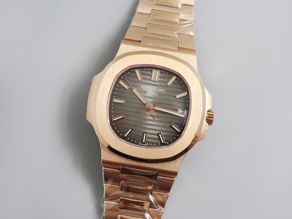 Replica Nautilus 5711/1R-001 Patek Philippe </br> <span style="color: #a8927b; font-size: 90%;">40 mm, Rose Gold, Grey Dial</span> - Image 2