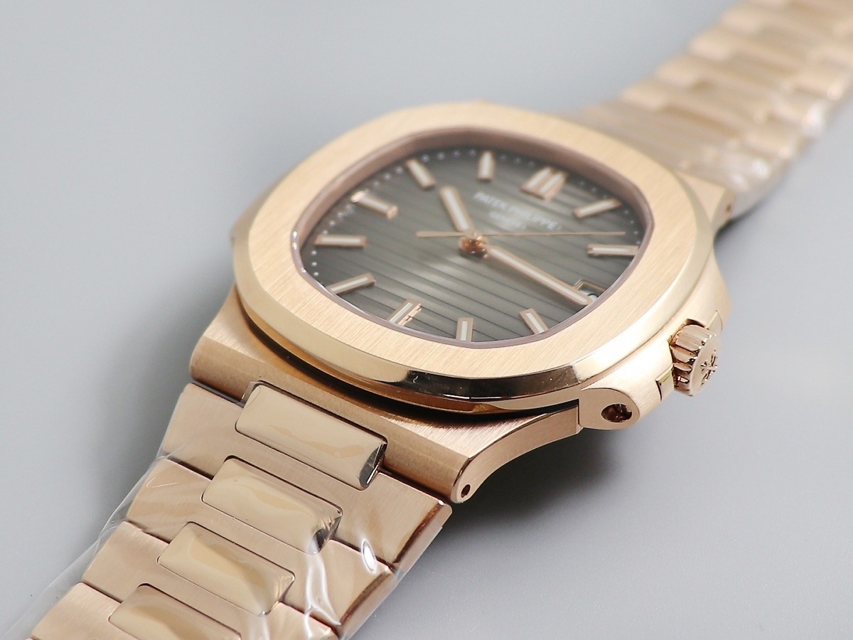 Replica Nautilus 5711/1R-001 Patek Philippe </br> <span style="color: #a8927b; font-size: 90%;">40 mm, Rose Gold, Grey Dial</span> - Image 3