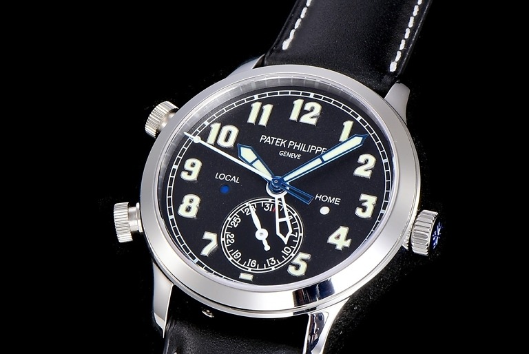 Replica Complications 5524G-001 Patek Philippe CALATRAVA PILOT TRAVEL TIME. </br> <span style="color: #a8927b; font-size: 90%;">42 mm,White Gold, Black Dial</span> - Image 4