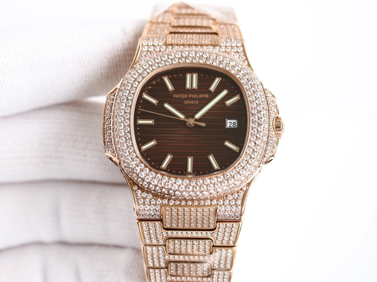 Replica Nautilus 5711-1300A-001 Patek Philippe </br> <span style="color: #a8927b; font-size: 90%;">40 mm, Brown Dial, Iced Out</span> - Image 2