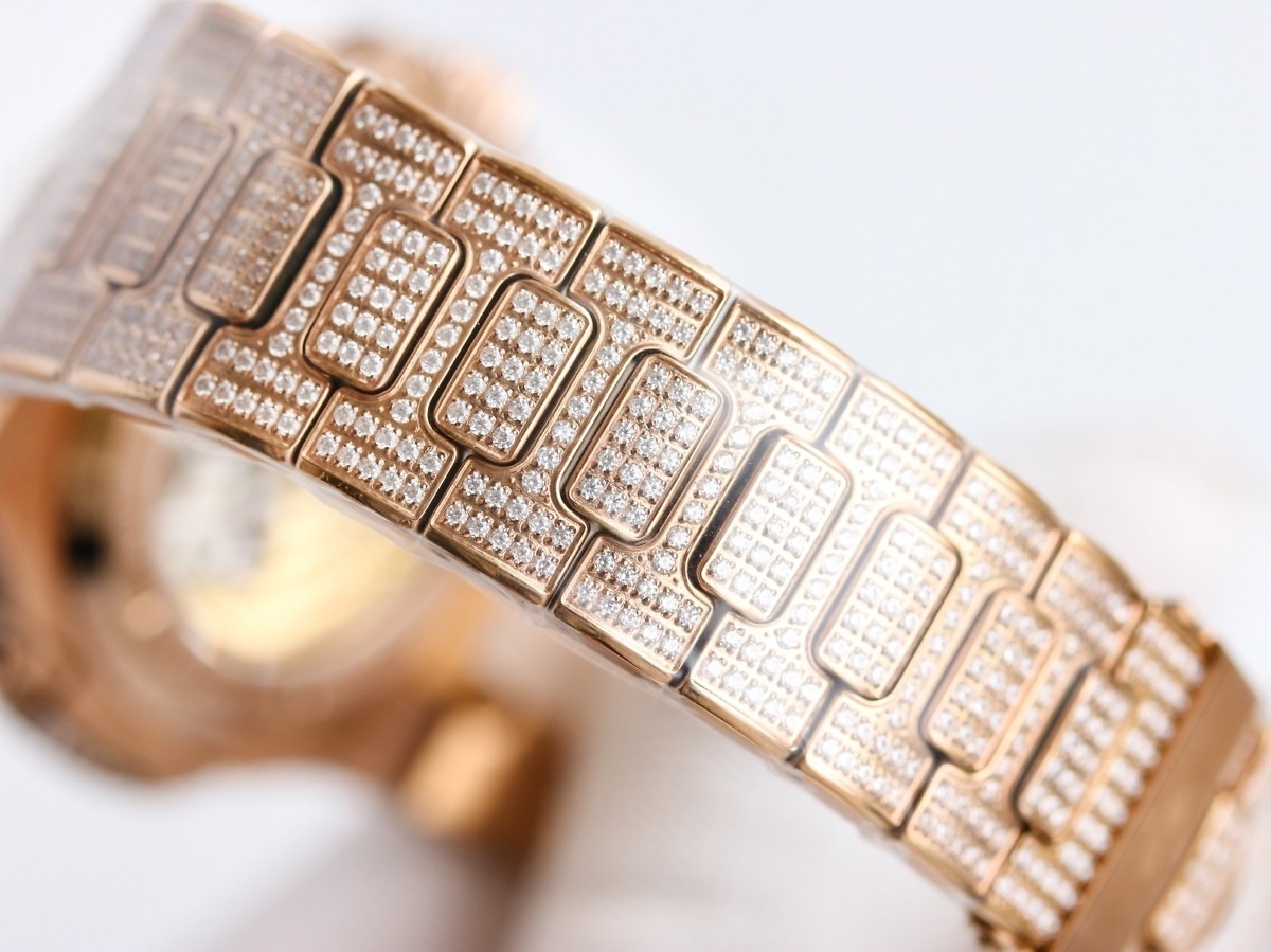 Replica Nautilus 5711-1300A-001 Patek Philippe </br> <span style="color: #a8927b; font-size: 90%;">40 mm, Rose Gold Diamond Dial</span> - Image 7