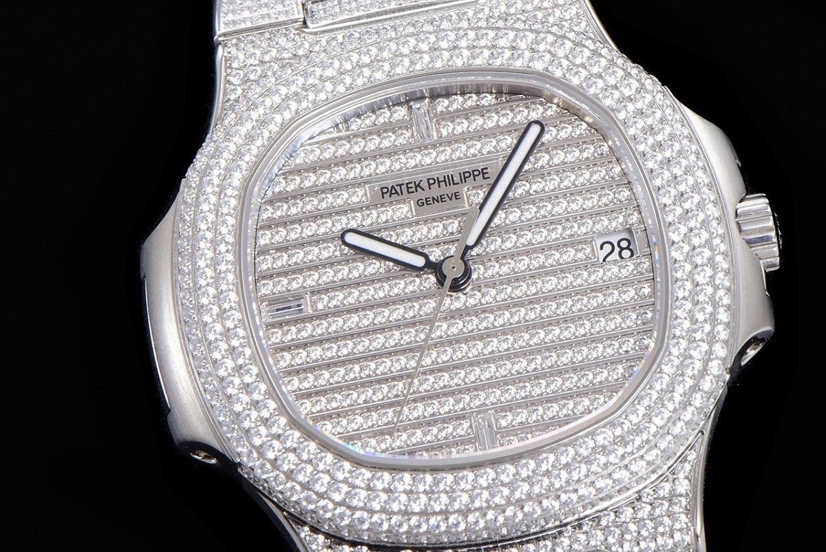 Replica Nautilus 5719/10G Patek Philippe </br> <span style="color: #a8927b; font-size: 90%;">40 mm, White  Diamonds</span> - Image 6