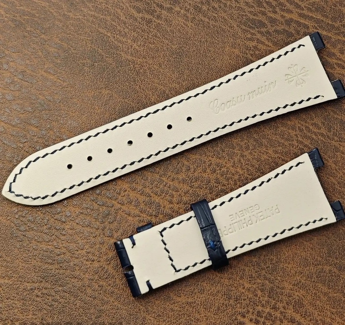 Patek Philippe Nautilus Crocodile  Leather Strap (4 colors ) 25cm - Image 4